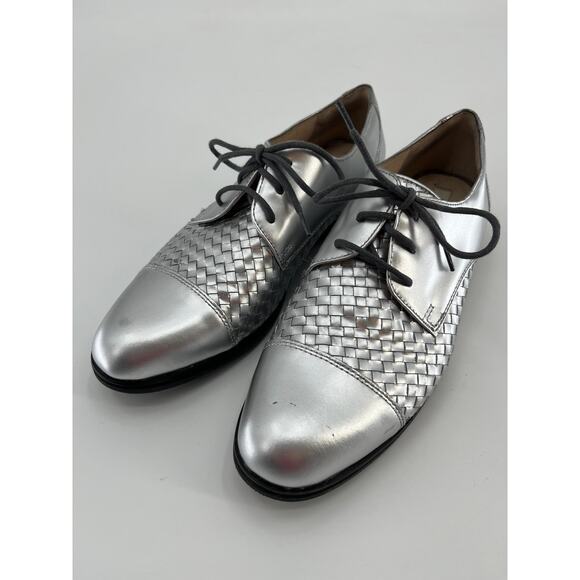 SALE Cole Haan Grand.OS Cap Toe Woven Oxford Shoes Sz 8.5B Silver Metallic Flats - Picture 1 of 12